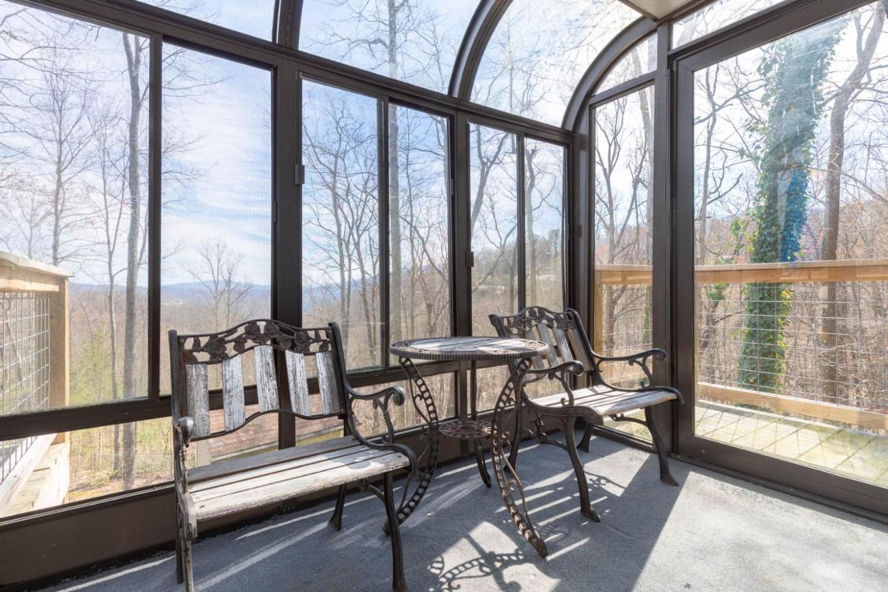 Bear View Chalet, 3 Bedroom, Pool, Pets, Arcades, Wifi, Hot Tub, Sleeps 12 Gatlinburg Exterior photo