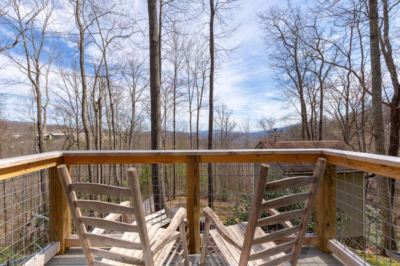 Bear View Chalet, 3 Bedroom, Pool, Pets, Arcades, Wifi, Hot Tub, Sleeps 12 Gatlinburg Exterior photo