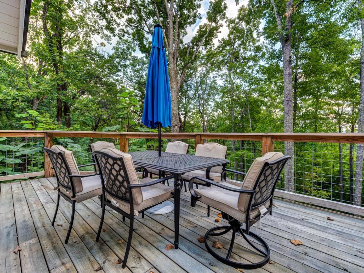Bear View Chalet, 3 Bedroom, Pool, Pets, Arcades, Wifi, Hot Tub, Sleeps 12 Gatlinburg Exterior photo